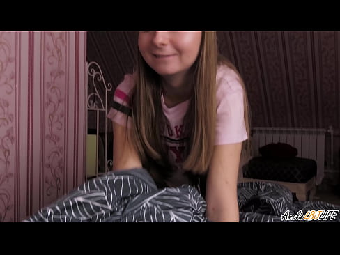 ❤️ Blondie nyedot dheweke bff rumiyin lan nemu cum ing dheweke tutuk Video jancok ing pornojv.techkoala.top