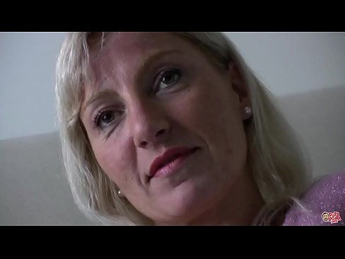 ❤️ Ibu kita kabeh bajingan ... Lady, nindakake dhewe! Video jancok ing pornojv.techkoala.top